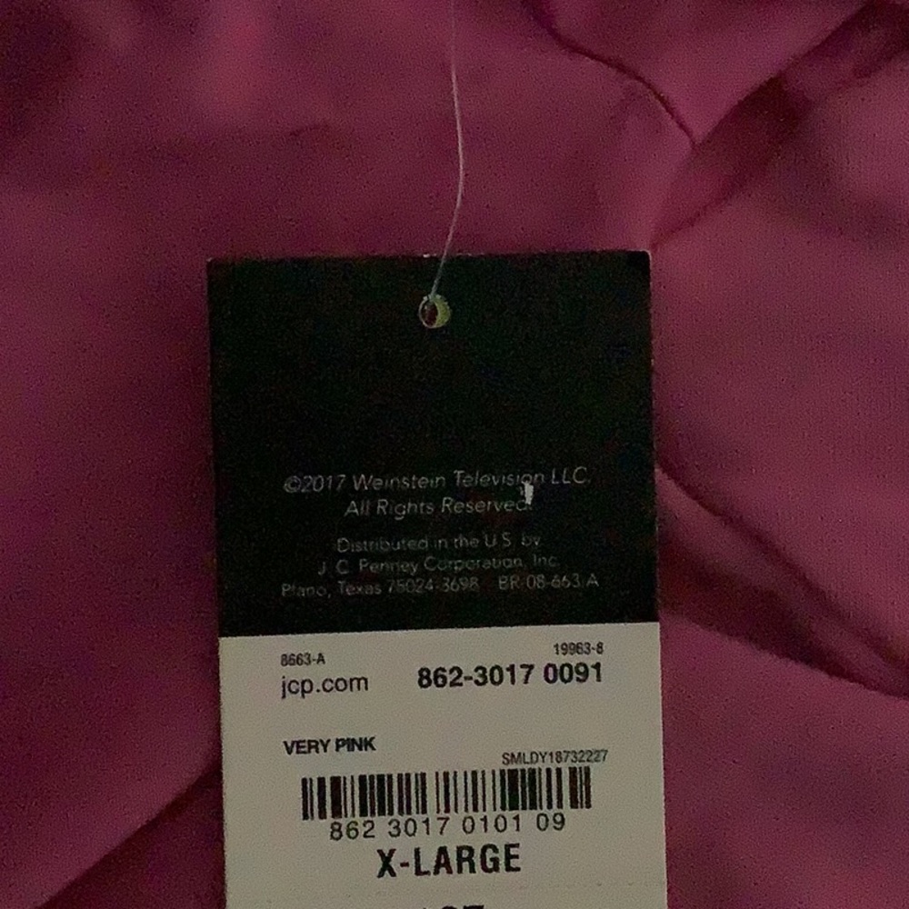 Project Runway Very Pink - Picture 7 of 7